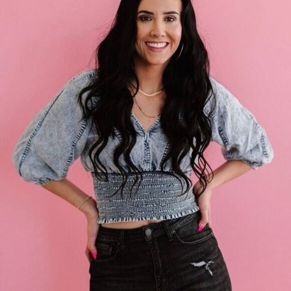 Zenana Outfitters Tops - NEW Zenana Acid Wash Smocked Waist Puff Sleeve Denim Style Crop Top Modern Boho‎